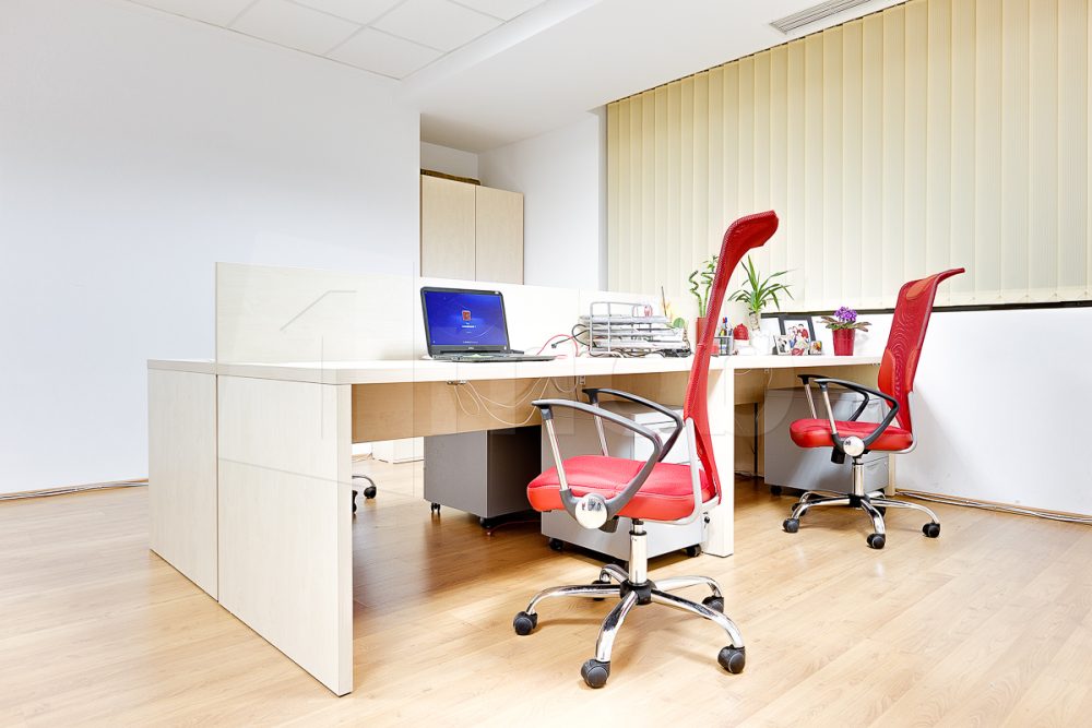 Birouri personalizate la comanda