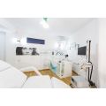 Mobilier personalizat pentru clinica Elos